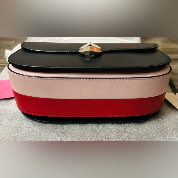 Kate Spade New York
Lula Medium Leather Saddle Bag - Picture 9 of 13